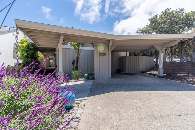 Photo - 1145 Harrison St
