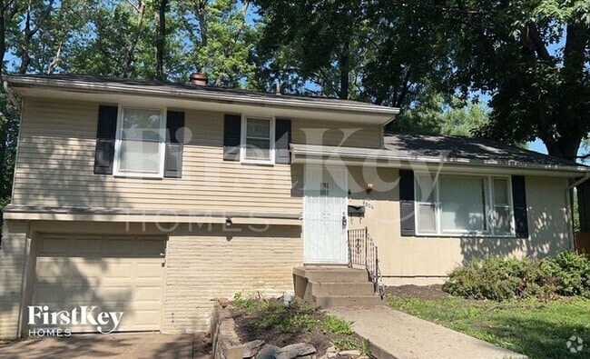 Building Photo - 8504 Spring Valley Rd Rental
