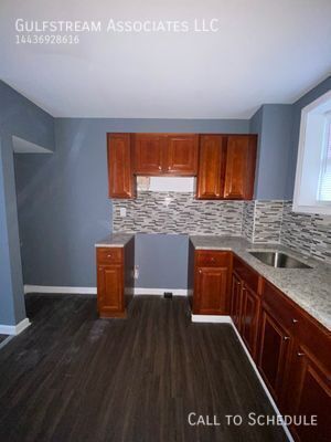 Photo - 425 S Vincent St