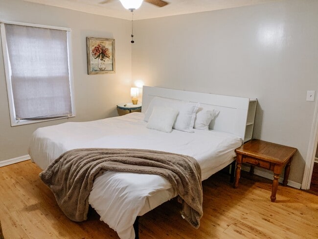 Photo - 3305 Cherokee Ave