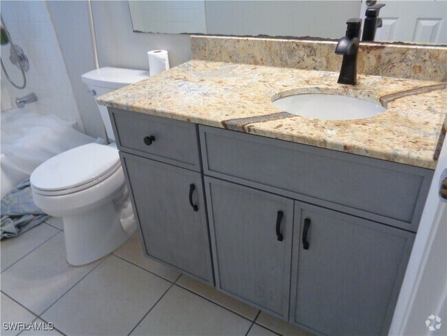 Building Photo - 1510 SW 8th Pl Rental