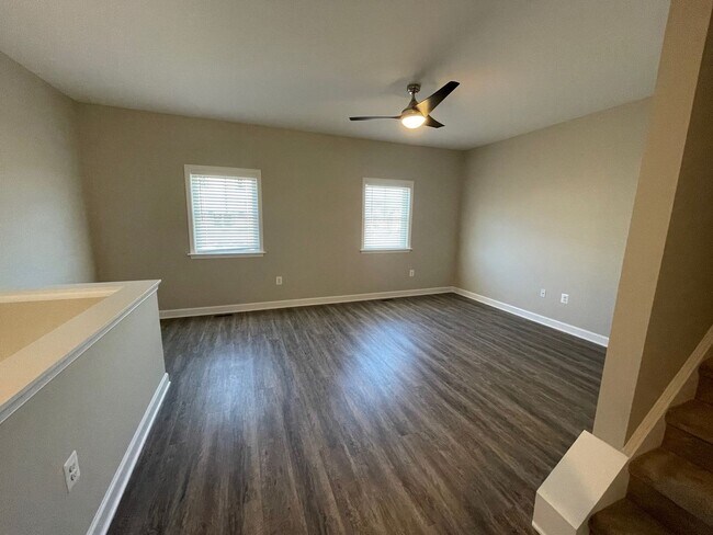 Photo - 3-Story Luxury Townhouse in Conger Creek