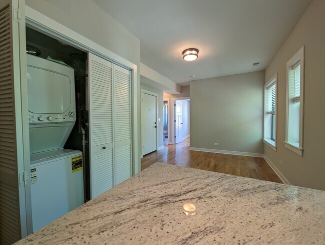 Photo - 2203 W Eastwood Ave