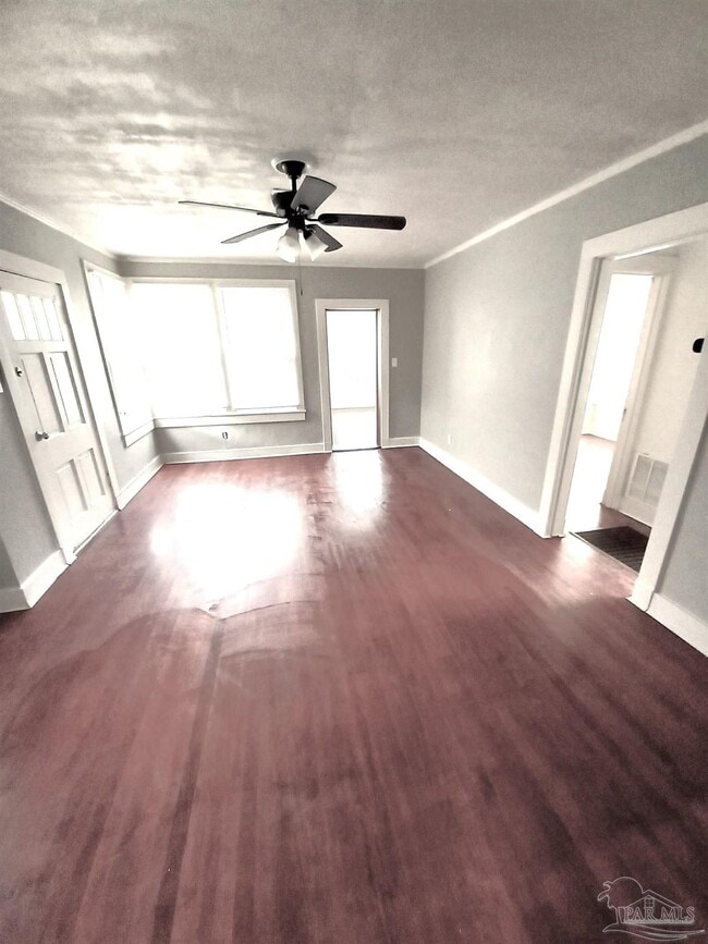 Photo - 1120 S Old Corry Field Rd