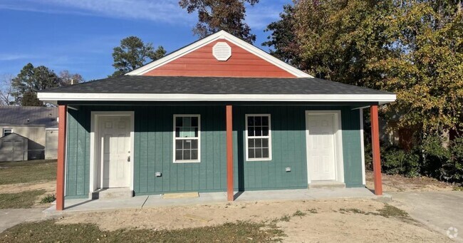 Building Photo - 1207 Patton St Rental