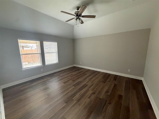 Photo - 802 Ransom Wy
