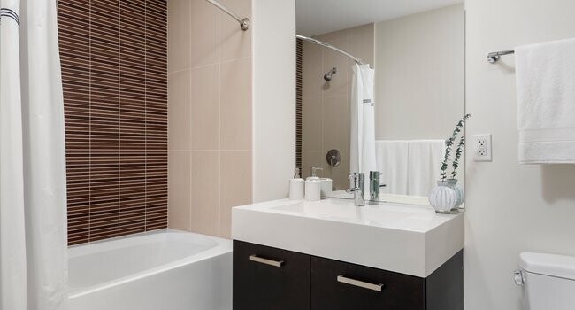 Photo - 1010 S Delano Ct W Unit E603