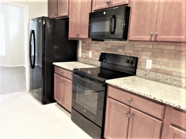 Photo - 245 Old Savannah Dr
