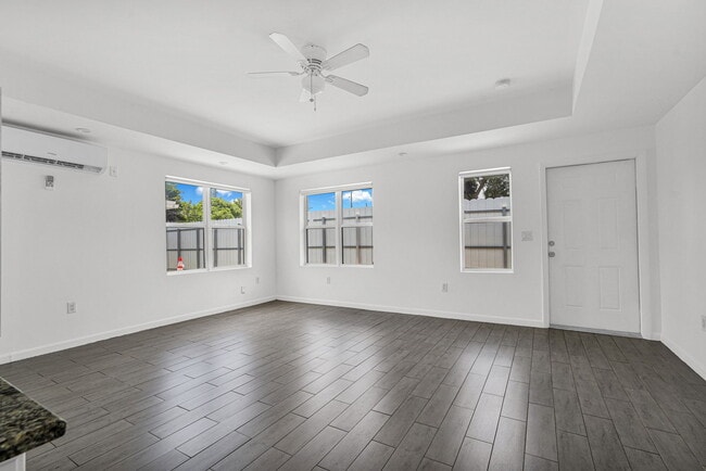 Photo - 529 NW 88th St
