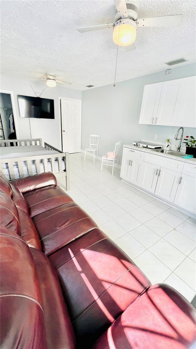 Photo - 18901 NW 77th Ct