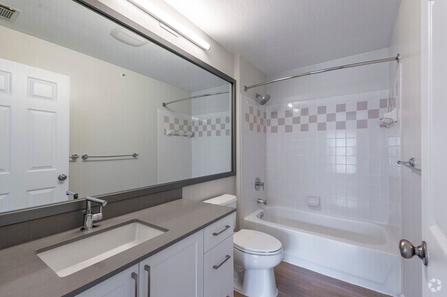 Riverwood at New Canaan - 2BD 2BA - Primary Bedroom Bathroom