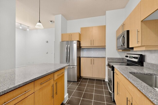 4414 Cedar Springs Rd Unit 318