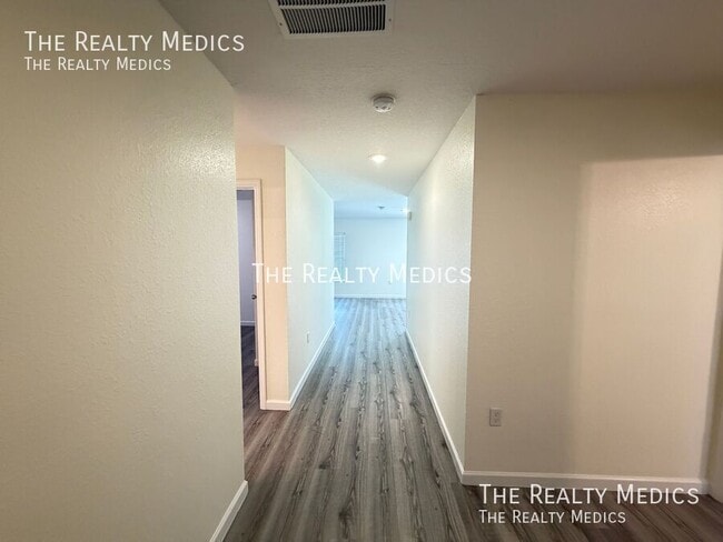 Photo - 15619 SW 23rd Court Rd
