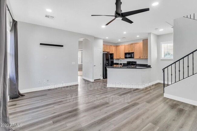 5625 S 21st Pl