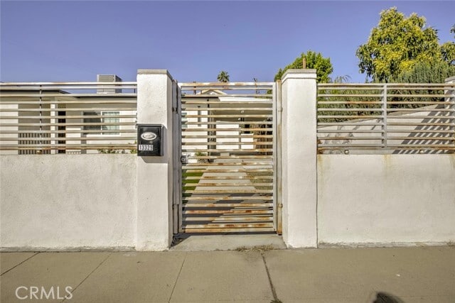 Photo - 13329 Strathern St