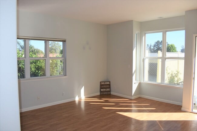 Photo - 538 Margie Pl