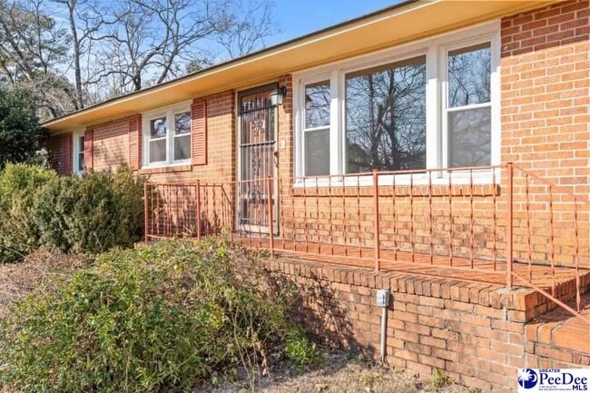 Photo - 2101 W McCown Dr