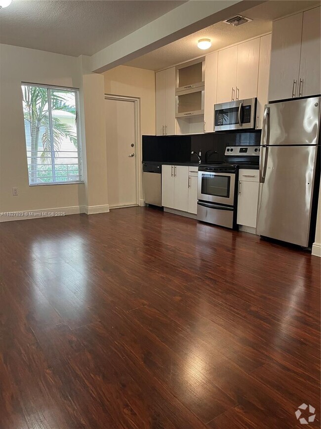 Building Photo - 2931 Sheridan Ave Unit 4 Rental