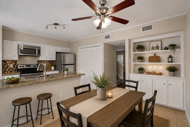 Photo - 925 Memorial Village Dr Unidad 25