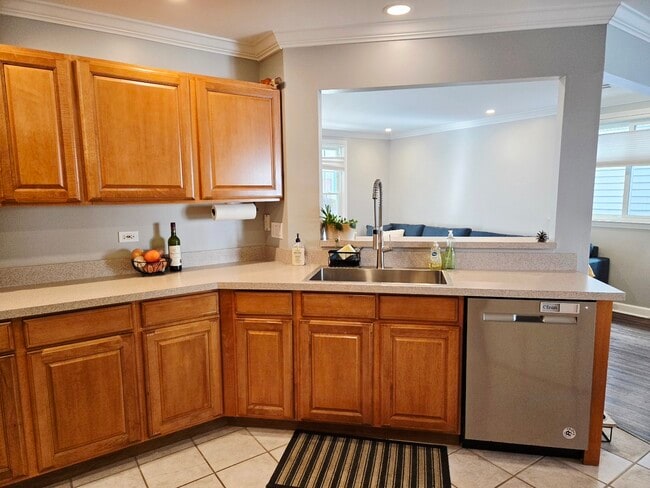 Photo - 116 Presidential Blvd