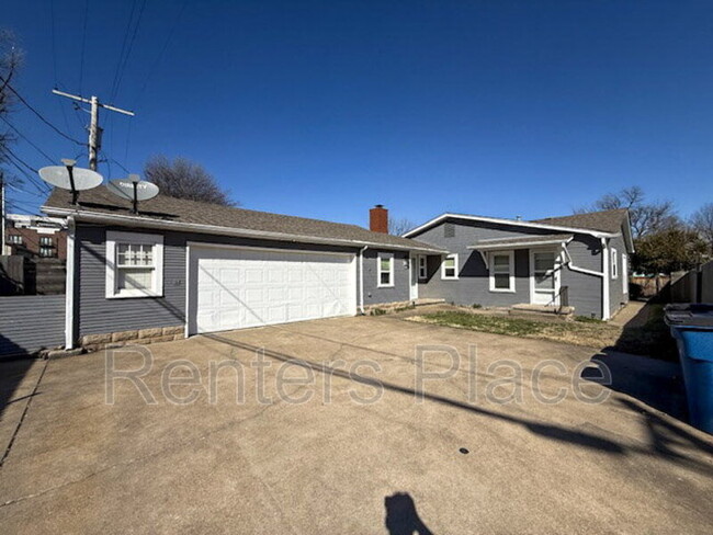 1528 1/2 S Saint Louis Ave. - 1528 1/2 S Saint Louis Ave. House