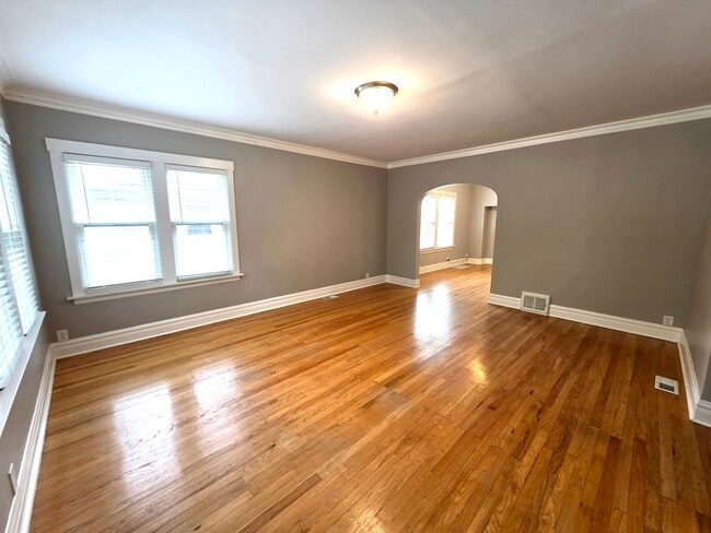 Photo - 1029 S Elmwood Ave