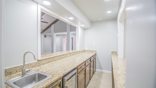 Photo - 3406 Deerwood Ln