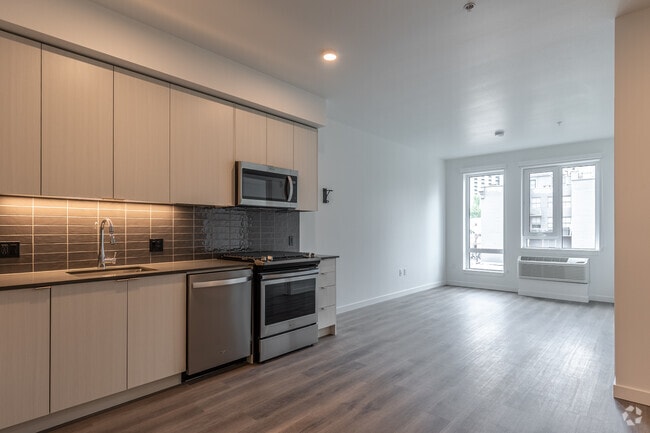 1BR-1BA-670SF