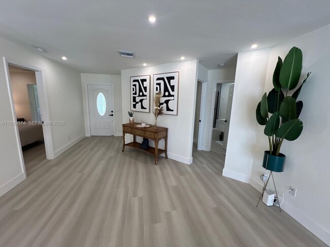 Photo - 503 Jackson Ave