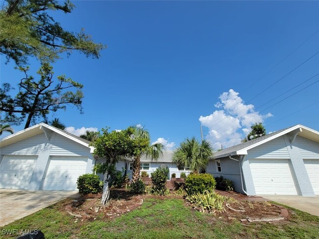 Photo - 4730 SW 2nd Ave Townhome