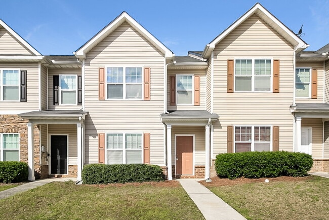 Building Photo - 2325 Bigwood Trail