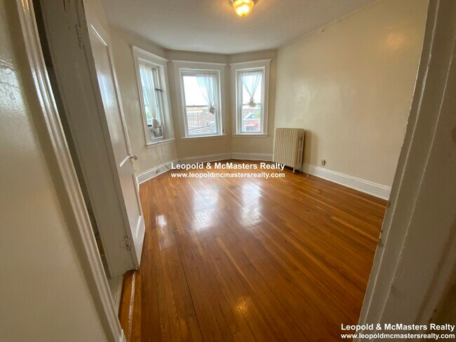 Photo - 159 Kelton St