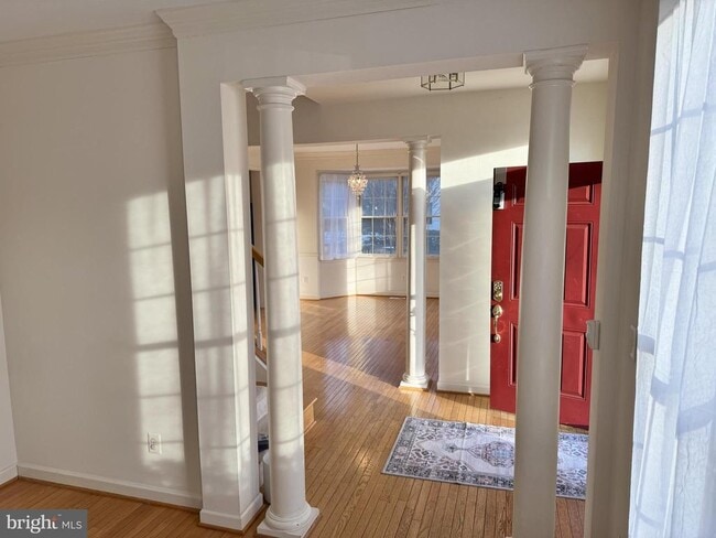 Photo - 5901 Ewing Pl