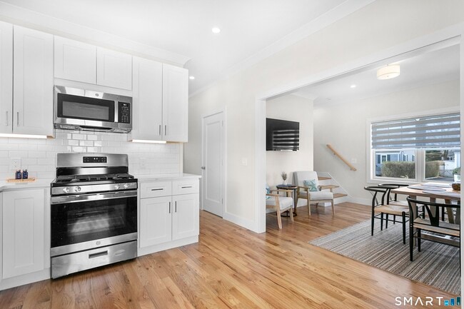 Photo - 12 Sandy Way