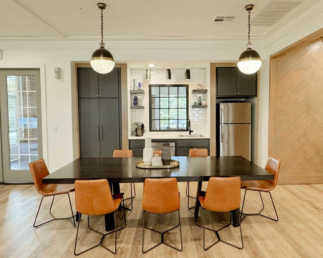 Resident Clubhouse Dining Area - Central Park