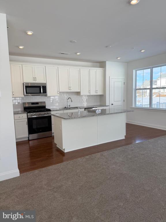 Photo - 12 Twelfth St