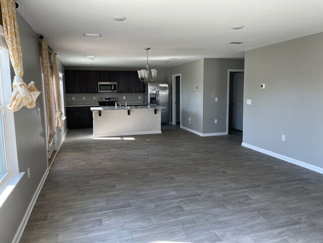 Photo - 4 bedroom 2 bath