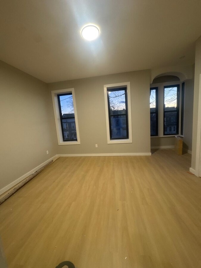 Photo - 541 Clinton Ave Unidad 2