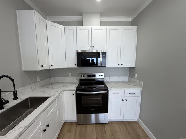Photo - 2410 Albatross St Unit 12