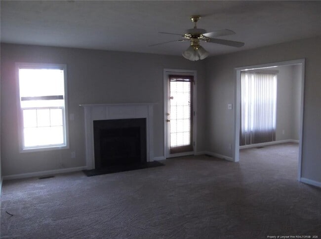 2937 Piney Mountain Dr