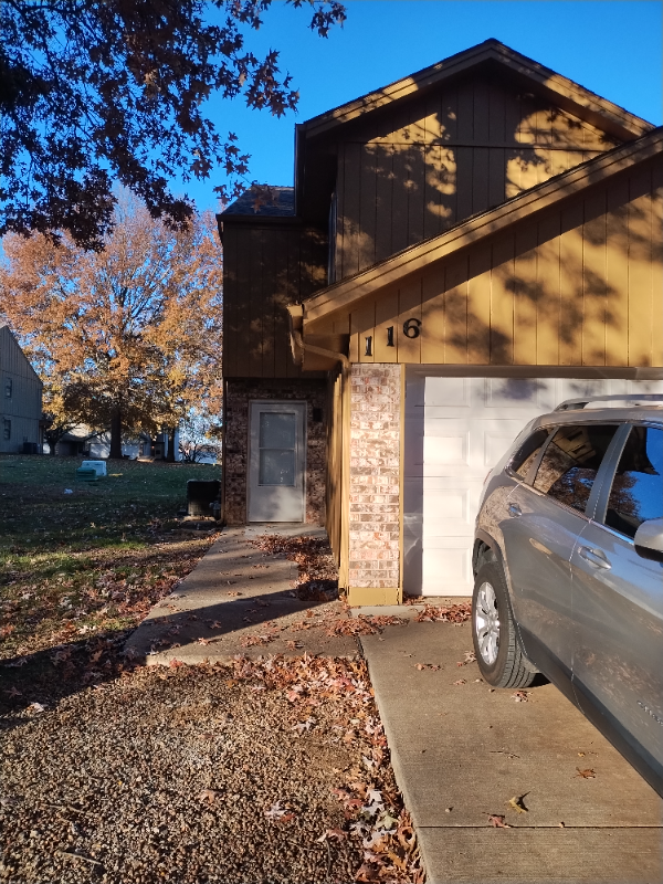 Photo - 116 NE Churchill St Townhome