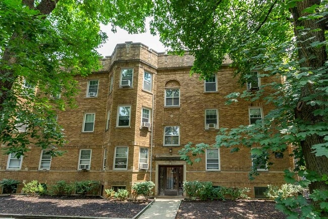 Photo - 3703 N Hoyne Ave Unit 4