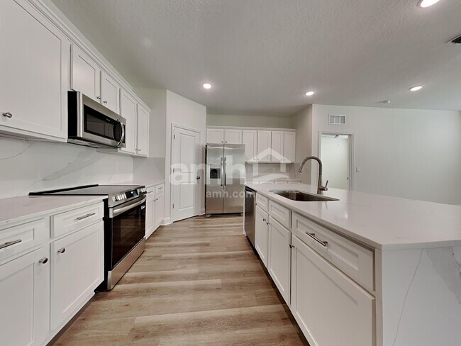 11649 Bay Hl Cir