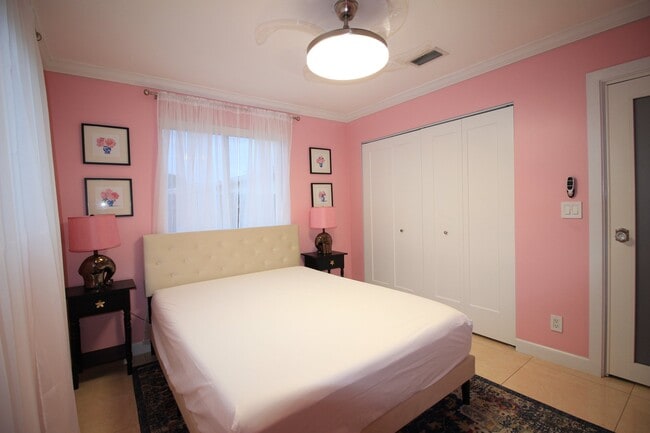 Photo - 1031 N 74th Terrace