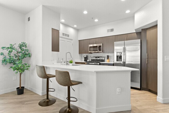 Photo - 9450 W Cabela Dr Unit ID1014627P