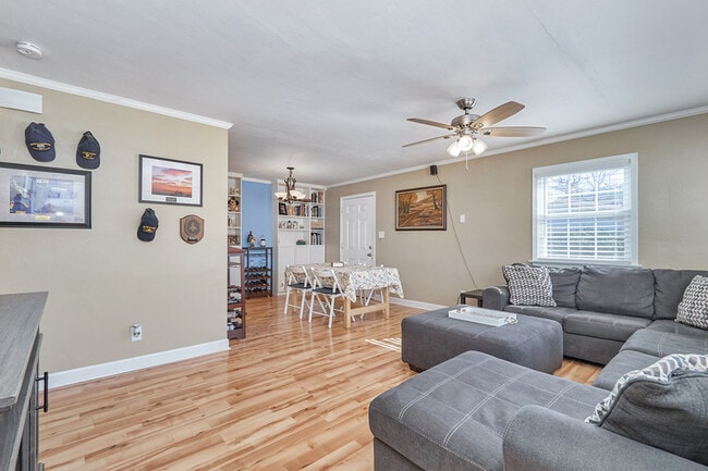 Photo - 516 Canterbury Rd