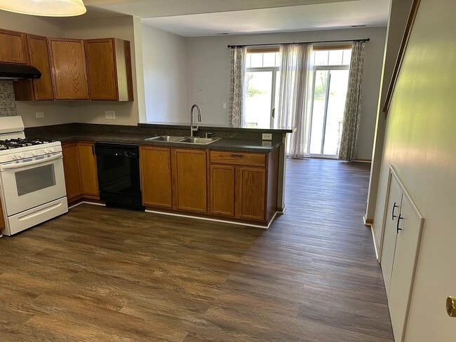 Photo - 2240 Flagstone Ln