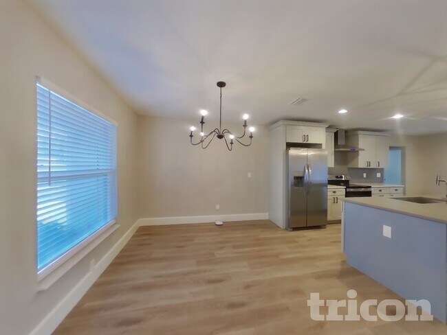 Photo - 15808 Deep Creek Ln