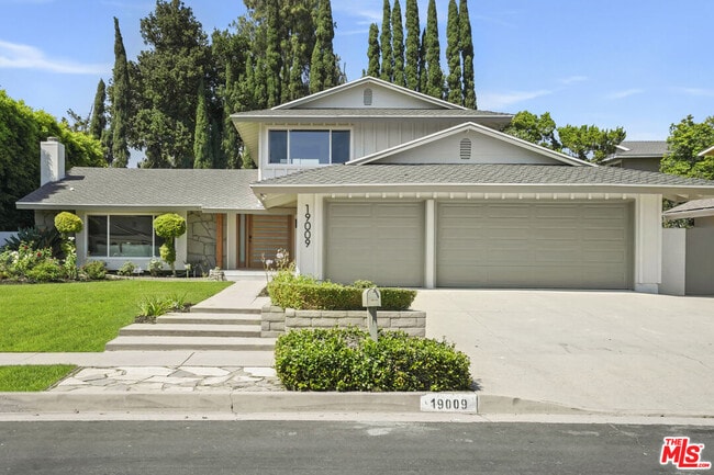 Photo - 19009 Celtic St