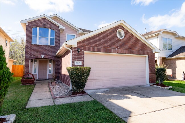 Building Photo - 3807 Gardenia Bend